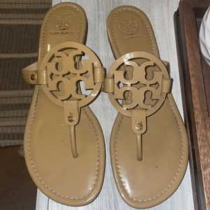 Tory Burch / miller sandals